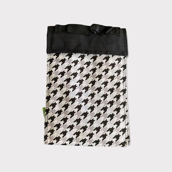 Everyday ESSENTIALS | 3/$15 Black and White Houndstooth Lunch Bag - Picture 1 of 6